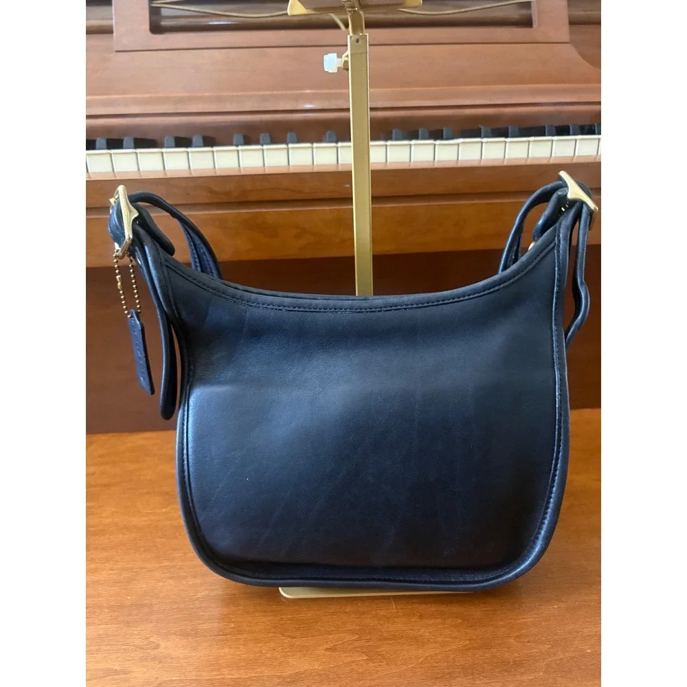Vintage‎ Coach Black Leather Zip Shoulder Bag Classic Minimalist